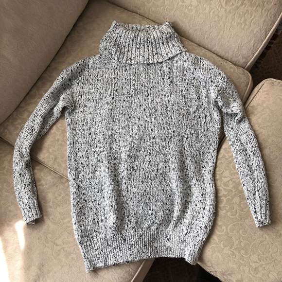 Forever 21 Sweaters - long turtleneck sweater